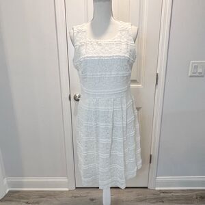 Enfocus Studio Women's Dress Sleeveless Lacey Size 14 White Lined Midi Feminine